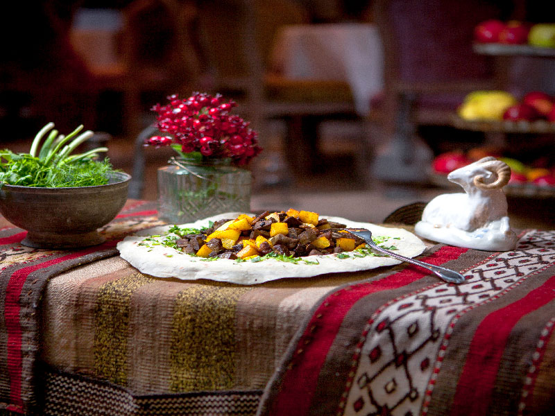 کندو - بهترین رستوران‌های سنتی در مشهد